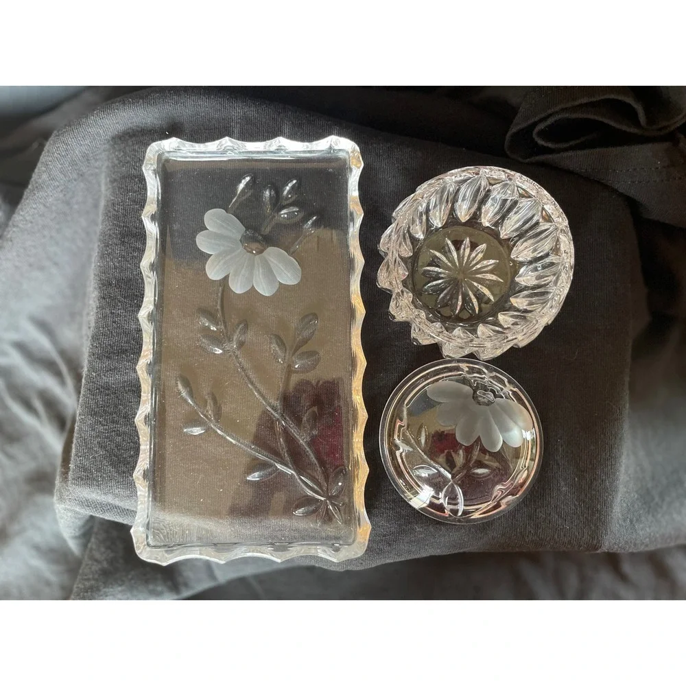 Vintage Princess House Frosted Daisy Crystal Trinket Tray and Lidded Jar Set
